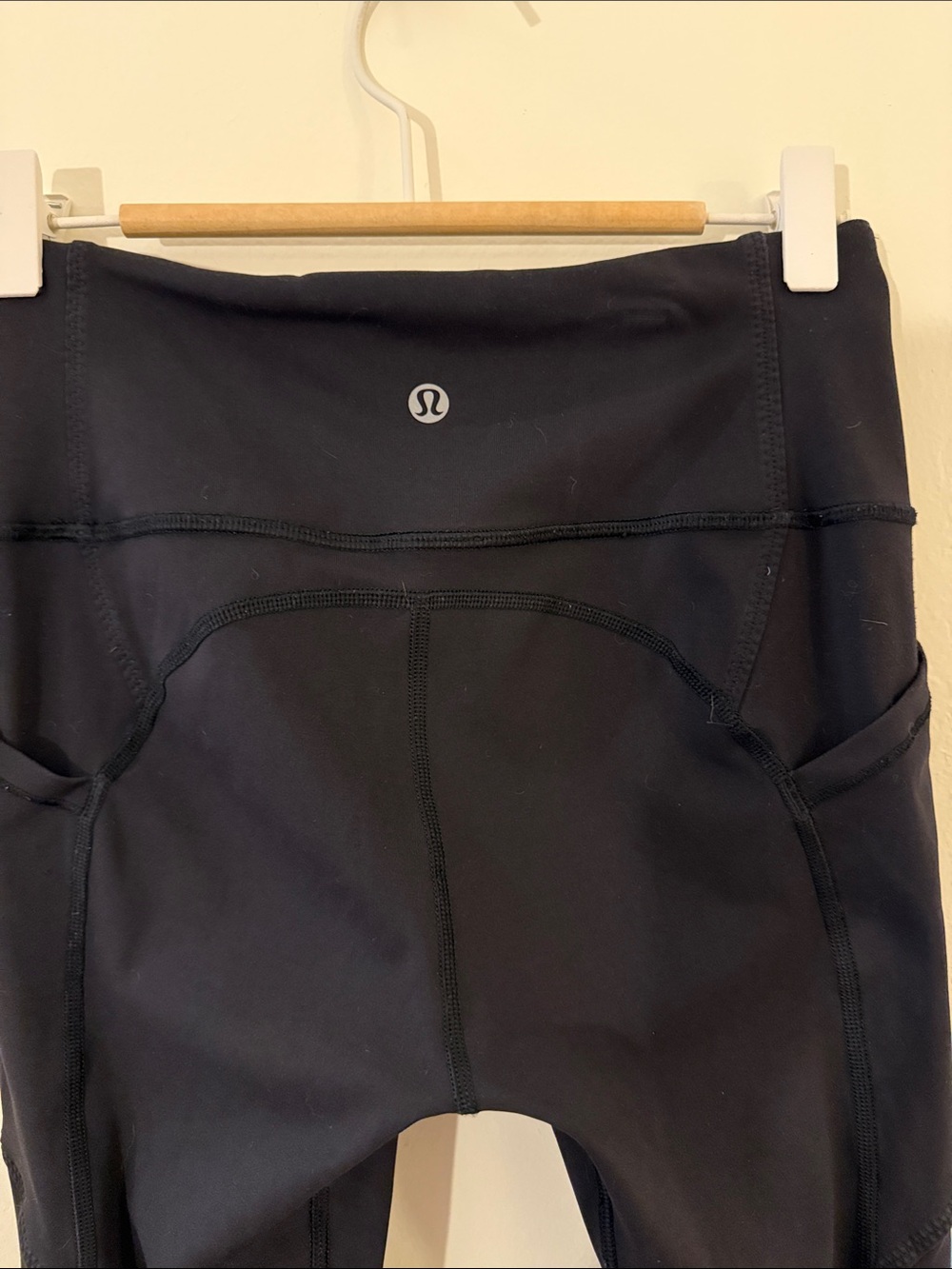 lululemon athletica Black High-Rise Women's Athletic yoga tights